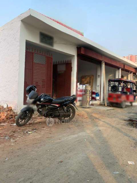 Godown/Warehouse in Siddharth Vihar, Ghaziabad for Rent 