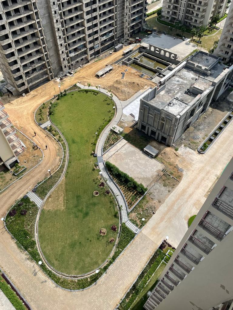 Shree Vardhman Victoria