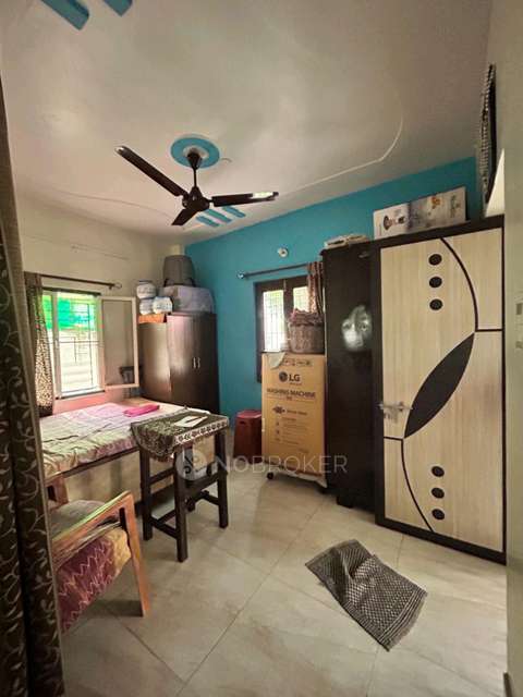 3 BHK Flat In Dda Flats For Sale  In Qu Block Market-pitampura