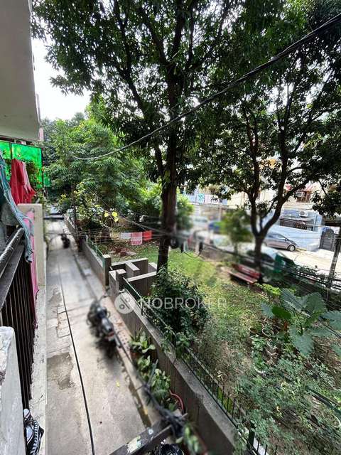 3 BHK Flat In Dda Flats For Sale  In Qu Block Market-pitampura