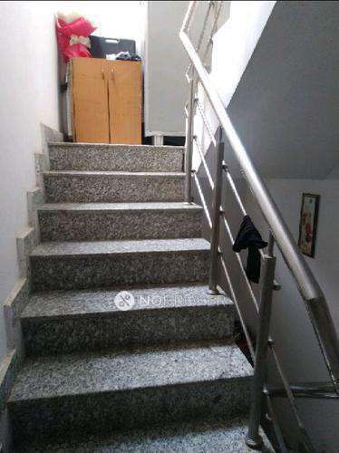 1 RK Flat In Heeraa Apartment For Sale  In Shaheen Bagh