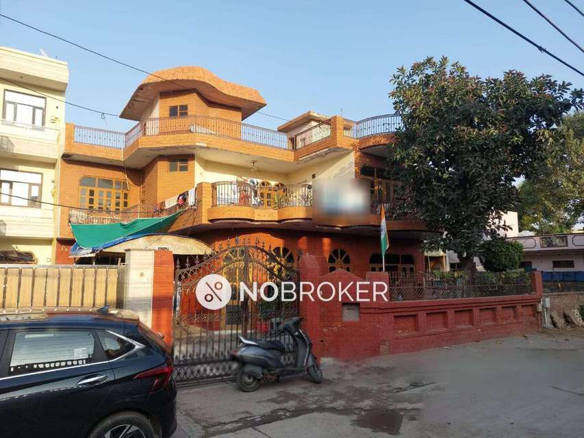 3 BHK Flat In Park Grandeura For Sale  In Sector 82