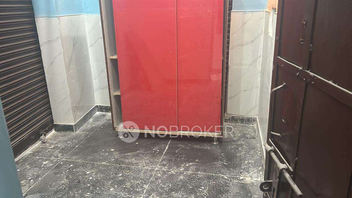 4+ BHK House For Sale  In Biharipur