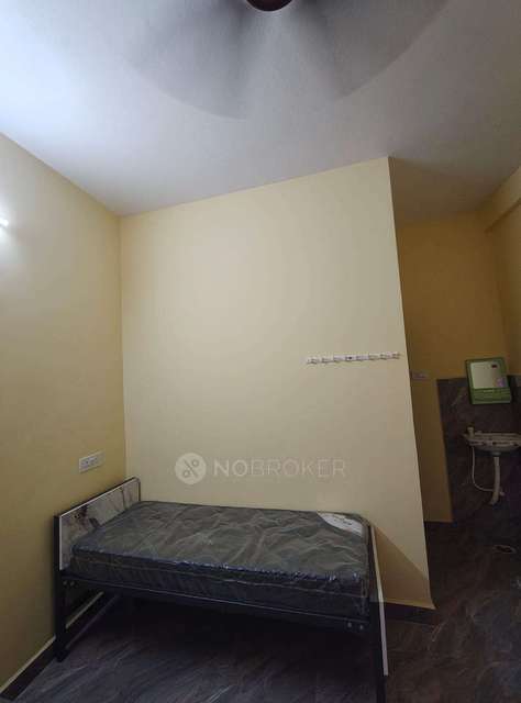 PG for Boys in Tharamani