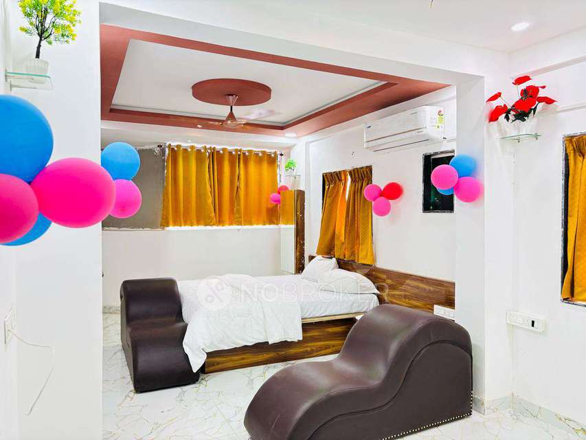 Commercial Property in Alandi, Pune for Rent 