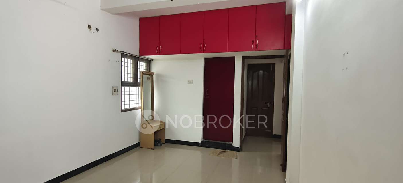 2 BHK Flat In Dna Apartments,  For Sale  In Selaiyur