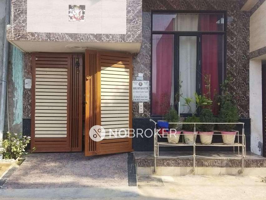 4 BHK Flat For Sale  In Ashok Vihar Phase 3