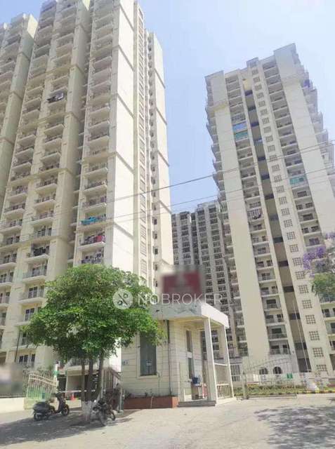 2 BHK Flat In Mahagun Mantra 2, For Sale  In Vaidpura