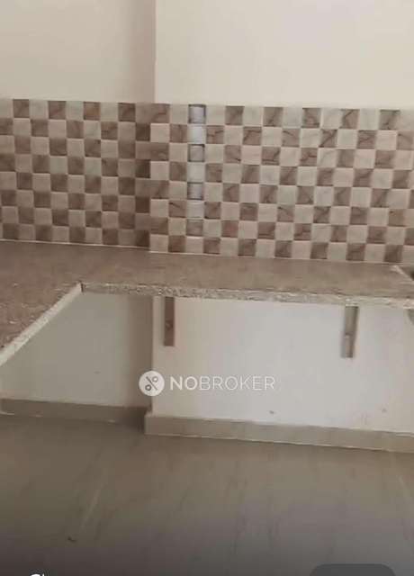 2 BHK Flat In Mahagun Mantra 2, For Sale  In Vaidpura