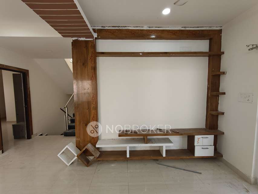 4 BHK Villa In Aakriti Arv Viva for Rent  In Tellapur