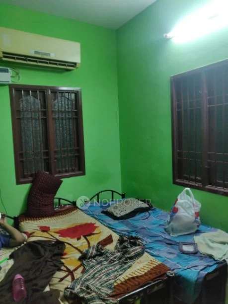 PG for Boys in Karapakkam