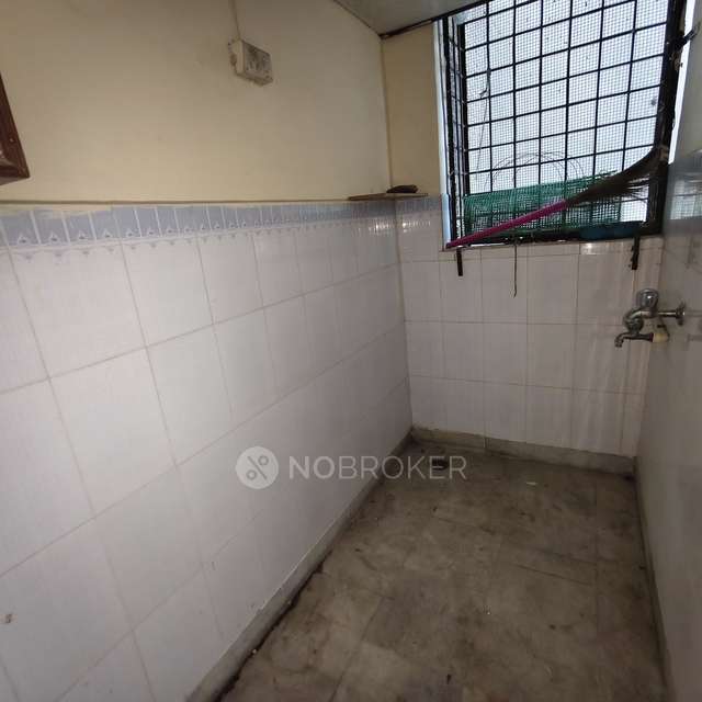 3 BHK Flat In Santhosh Arcade For Sale  In Dilshuknagar