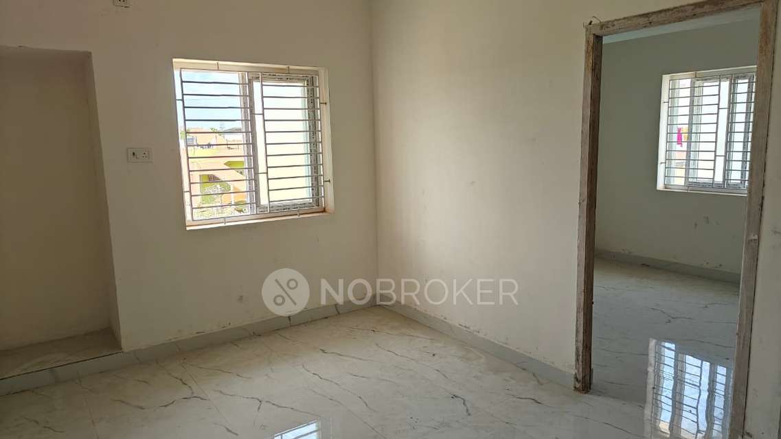 2 BHK Flat In Hariharan Ap For Sale  In Velammal Engineering College - Surapet