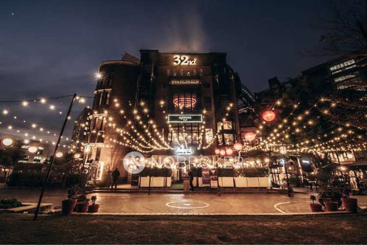 Shop in Sector 15, Gurgaon for sale 