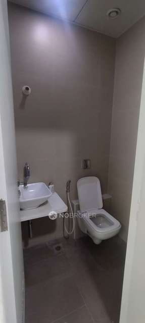 Office Space in Kondhwa, Pune for sale 