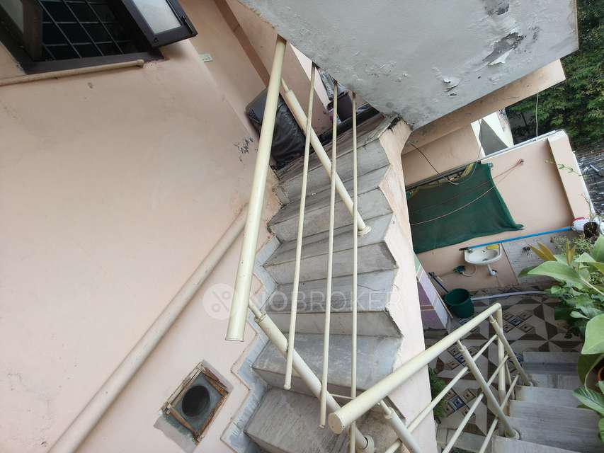 1 BHK House For Sale  In Shaikpet 