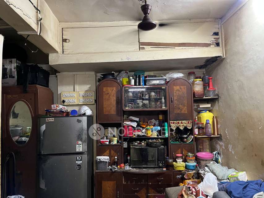 1 RK Flat In Hari Om Chs Building Under Re-development For Sale  In Borivali West