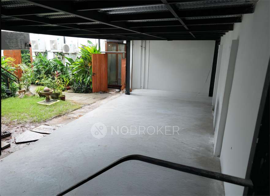 Showroom in Poshaak Bespoke, Kilpauk, Chennai for Rent 