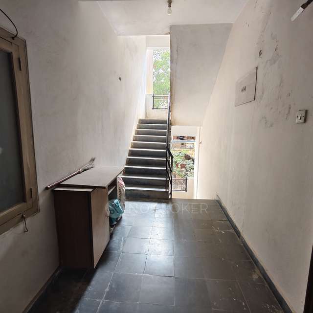 2 BHK Flat In Vemuri Laxmi Nivas For Sale  In Saroornagar