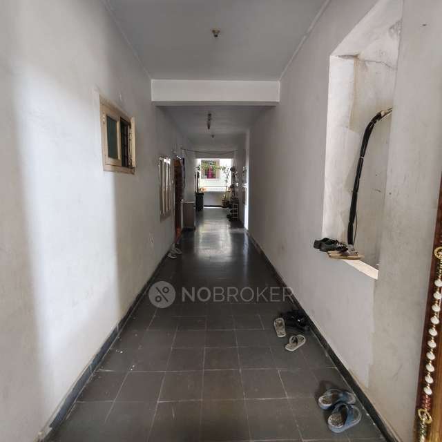 2 BHK Flat In Vemuri Laxmi Nivas For Sale  In Saroornagar