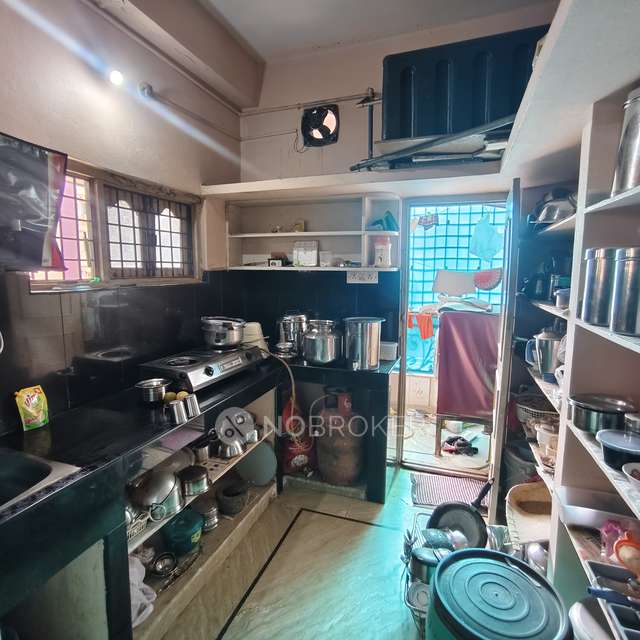 2 BHK Flat In Vemuri Laxmi Nivas For Sale  In Saroornagar