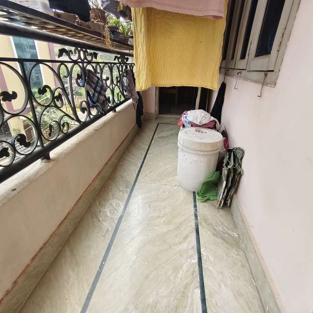 2 BHK Flat In Vemuri Laxmi Nivas For Sale  In Saroornagar