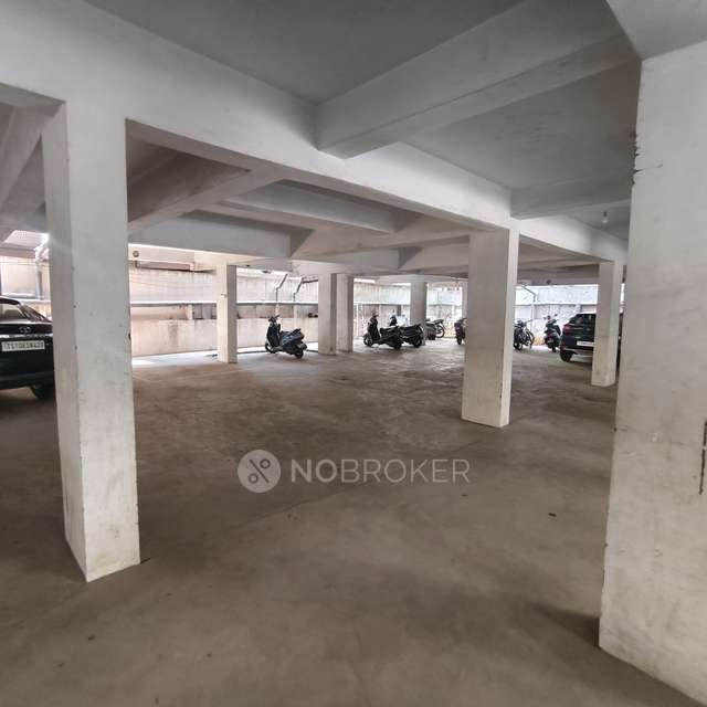 2 BHK Flat In Vemuri Laxmi Nivas For Sale  In Saroornagar