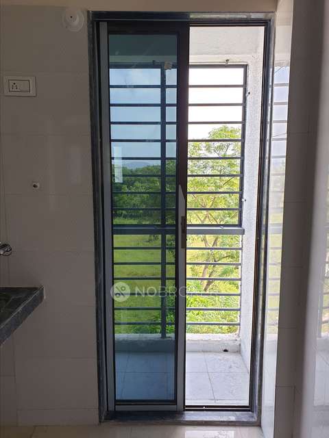 1 RK Flat In Pooja Narayan Shopping Park, Boisar For Sale  In Boisar,