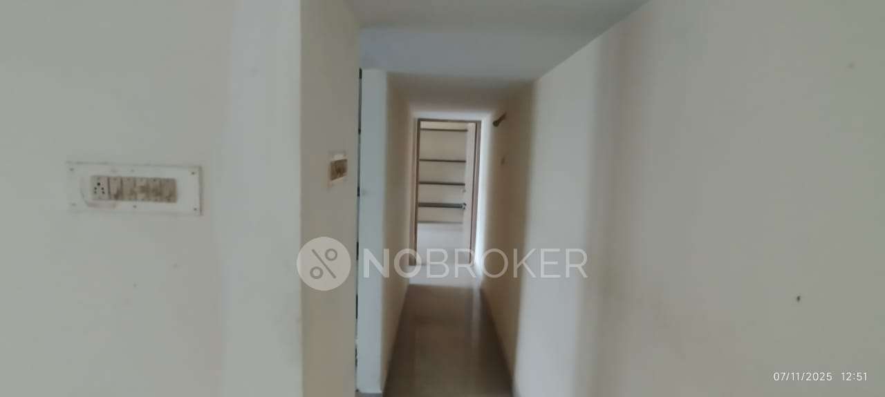 2 BHK Flat In Sahana Apartments For Sale  In Selaiyur