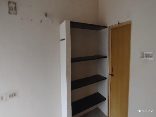 2 BHK Flat In Sahana Apartments For Sale  In Selaiyur