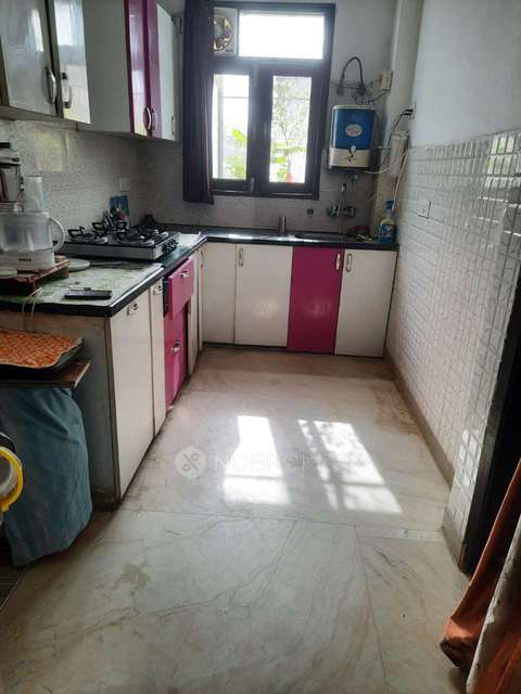 2 BHK Flat In Apartment For Sale  In Vasant Kunj Enclave