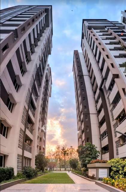 3 BHK Flat In Rajapushpa Atria For Sale  In Kokapet