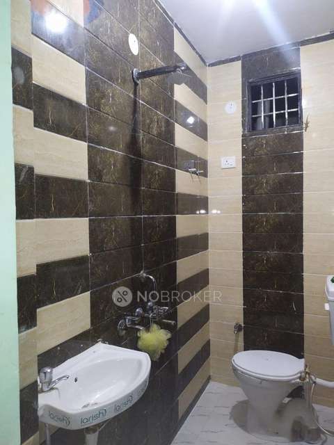 1 BHK Flat For Sale  In New Ashok Nagar 