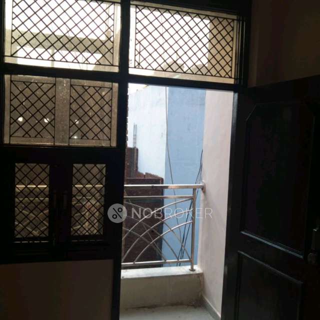 2 BHK Flat In Na For Sale  In Wazirabad Village Mcd Primary School