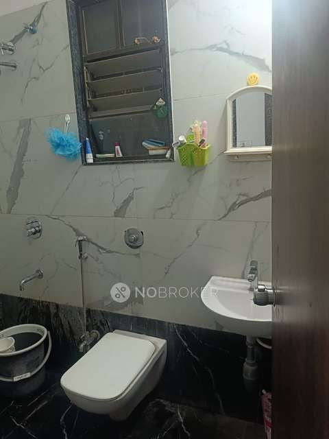 Shared Room for Female In 3 BHK  In Bhalchandra Upwan In Punwale