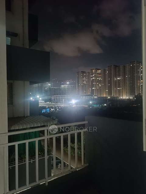 Shared Room for Female In 3 BHK  In Bhalchandra Upwan In Punwale