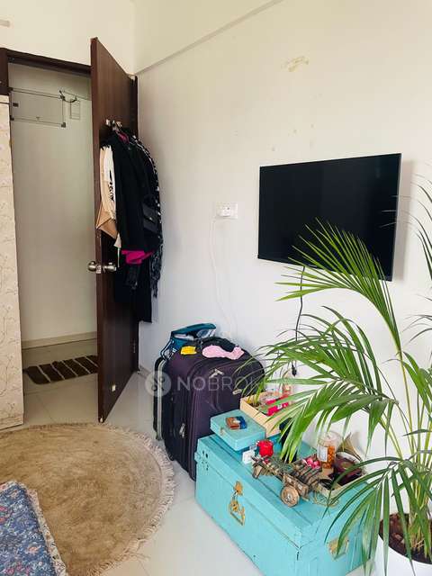 Shared Room for Female In 3 BHK  In Bhalchandra Upwan In Punwale