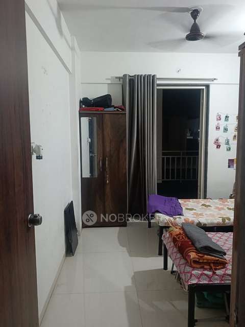 Shared Room for Female In 3 BHK  In Bhalchandra Upwan In Punwale