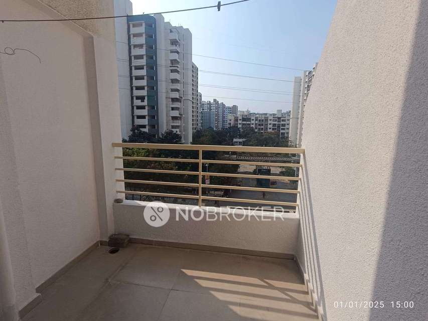 2 BHK Flat In Silver 9 For Sale  In Moshi