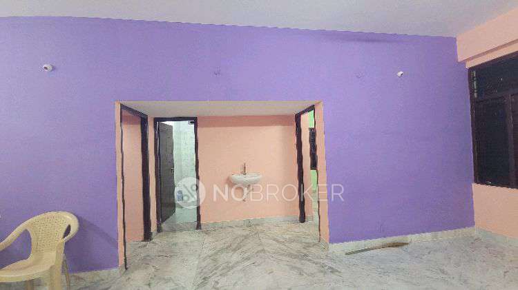 2 BHK Flat In King Court Apartment For Sale  In Malakpet