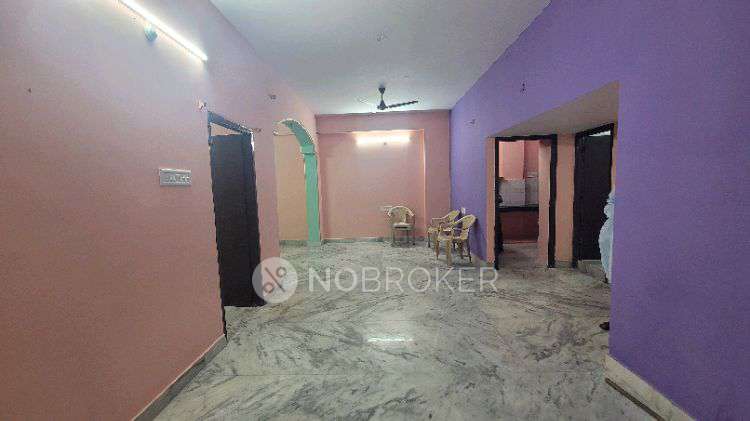 2 BHK Flat In King Court Apartment For Sale  In Malakpet