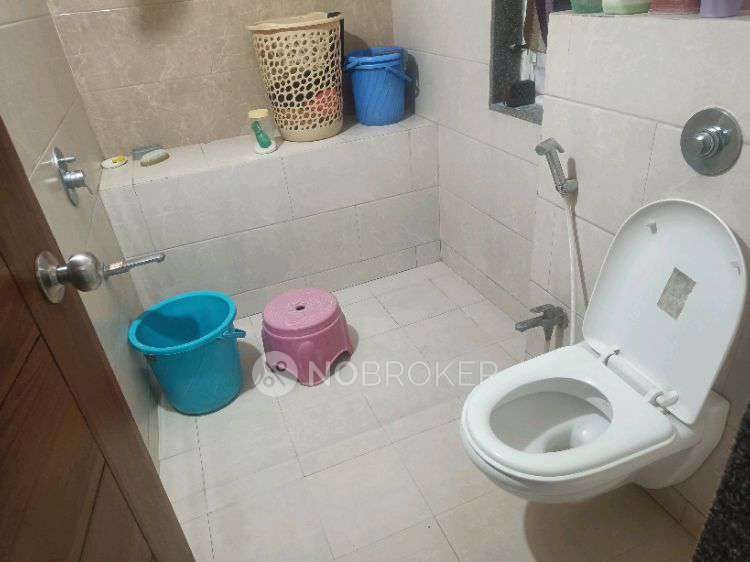 PG for Girls in Ghorpadi