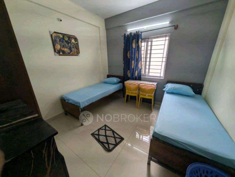 PG for Girls in Ghorpadi