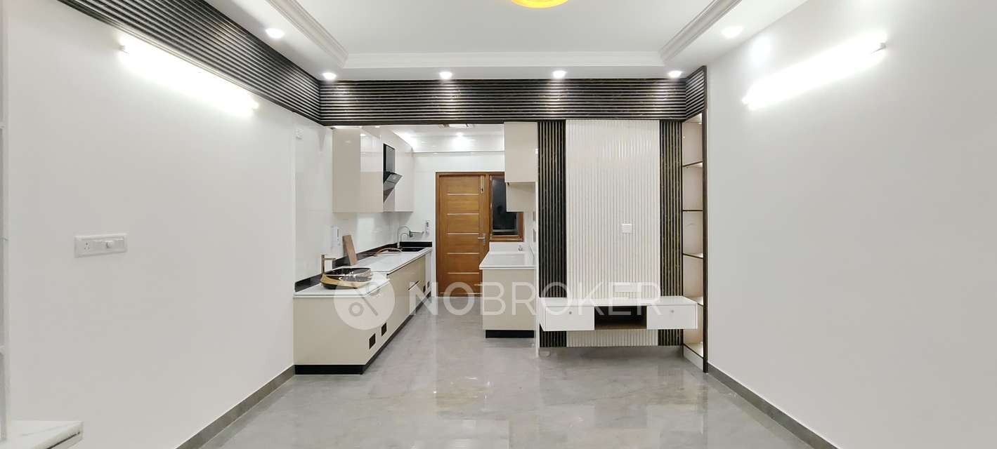 1 BHK Flat In Standalone Building  for Rent  In Shanti Nagar