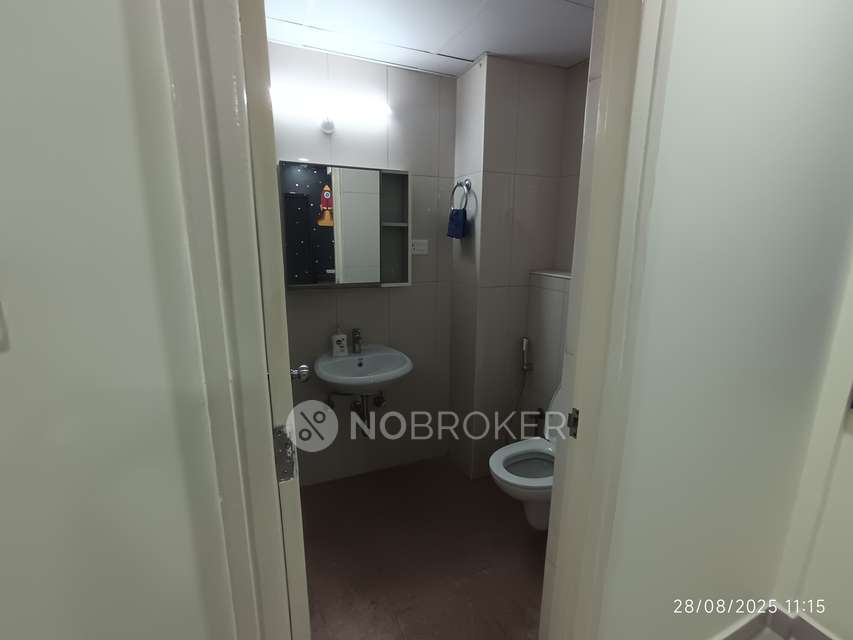 3 BHK Flat In Indis Pbel City For Sale  In Peeramcheru