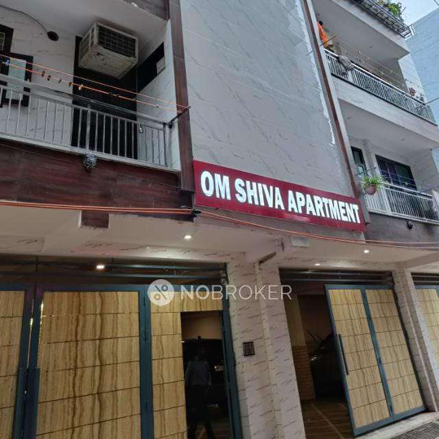 4 BHK Flat In Omshiva Apppartmrnt For Sale  In  Dwarka