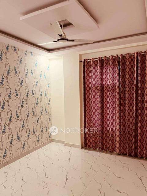 4 BHK Flat In Omshiva Apppartmrnt For Sale  In  Dwarka