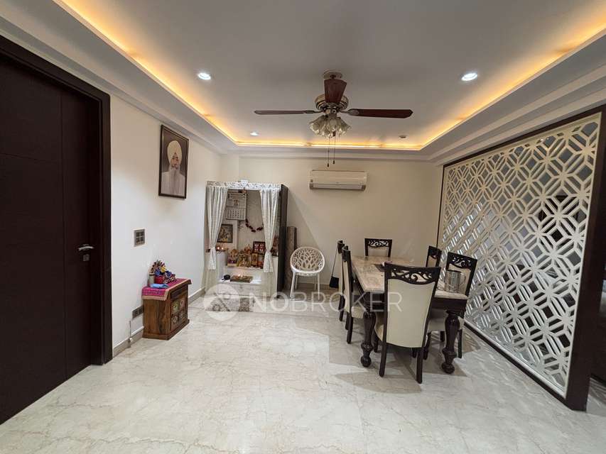 4 BHK Flat For Sale  In Vivek Vihar Phase-1