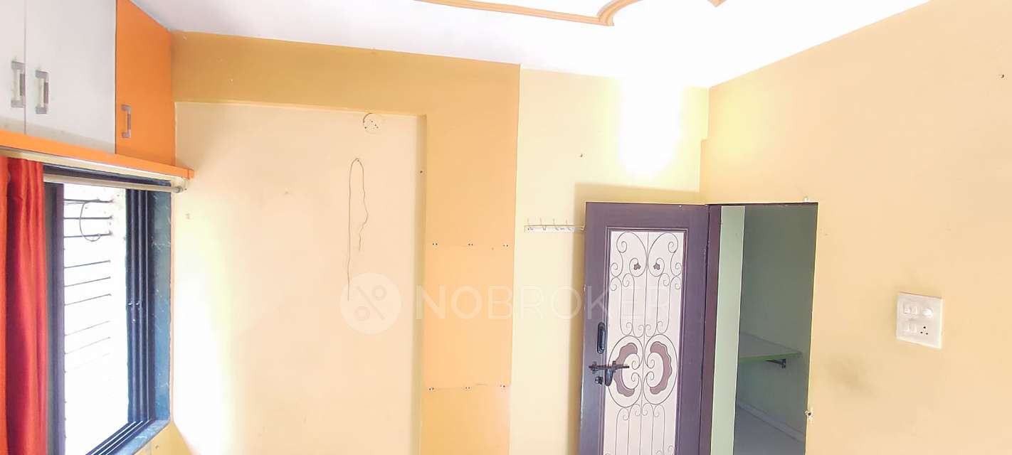 2 BHK Flat In Sunrise Appts Spine Road for Rent  In Moshi Sect