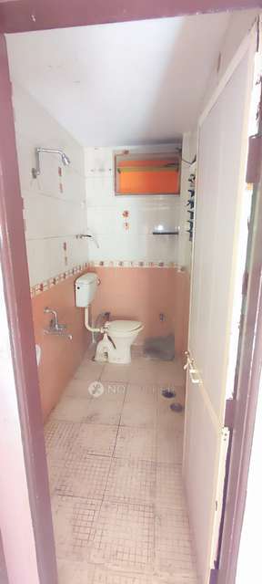 2 BHK Flat In Sunrise Appts Spine Road for Rent  In Moshi Sect